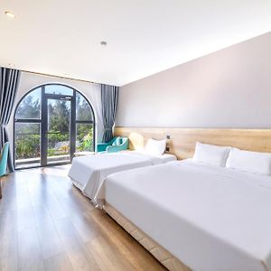Triple Room Balcony